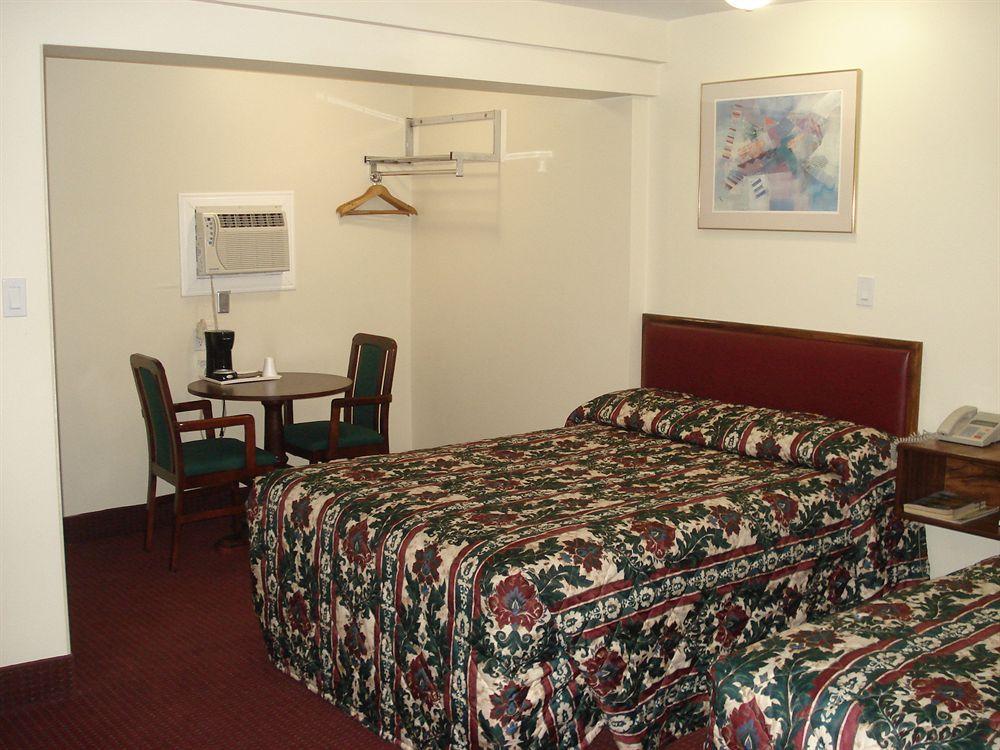 Lincoln Motel Sturgeon Falls Luaran gambar