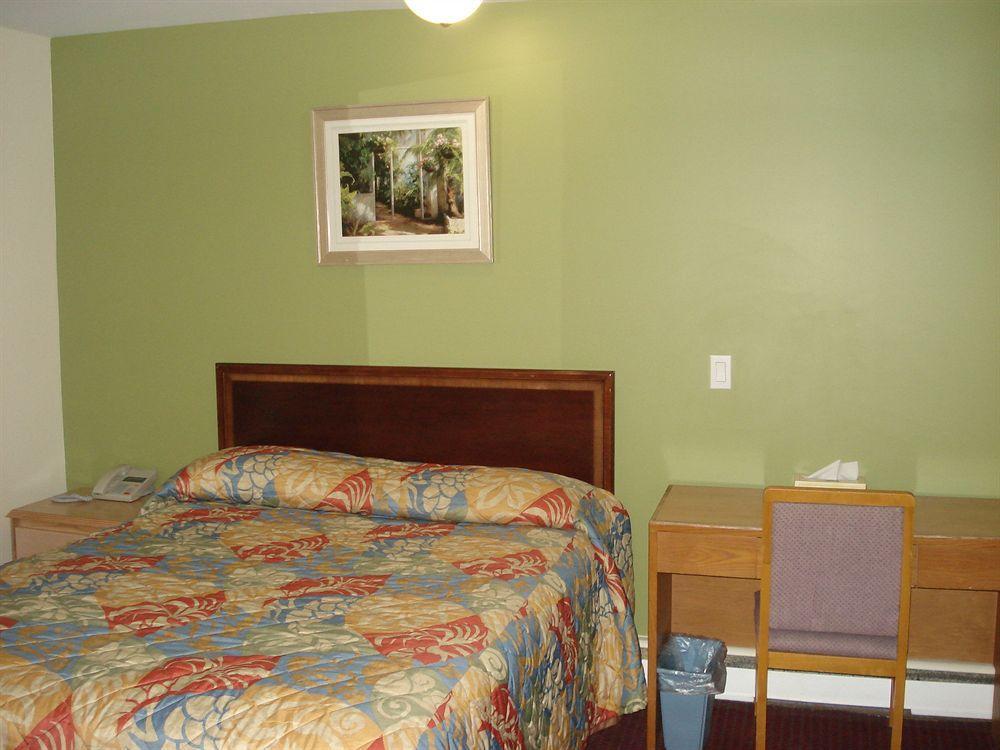 Lincoln Motel Sturgeon Falls Luaran gambar