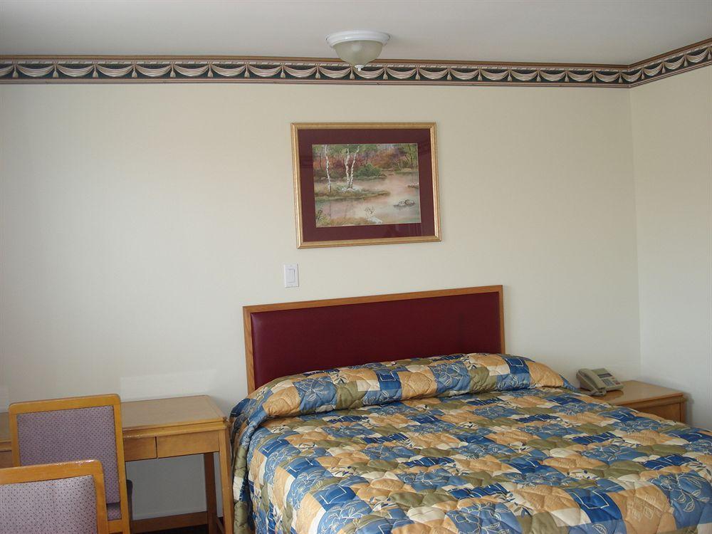 Lincoln Motel Sturgeon Falls Luaran gambar