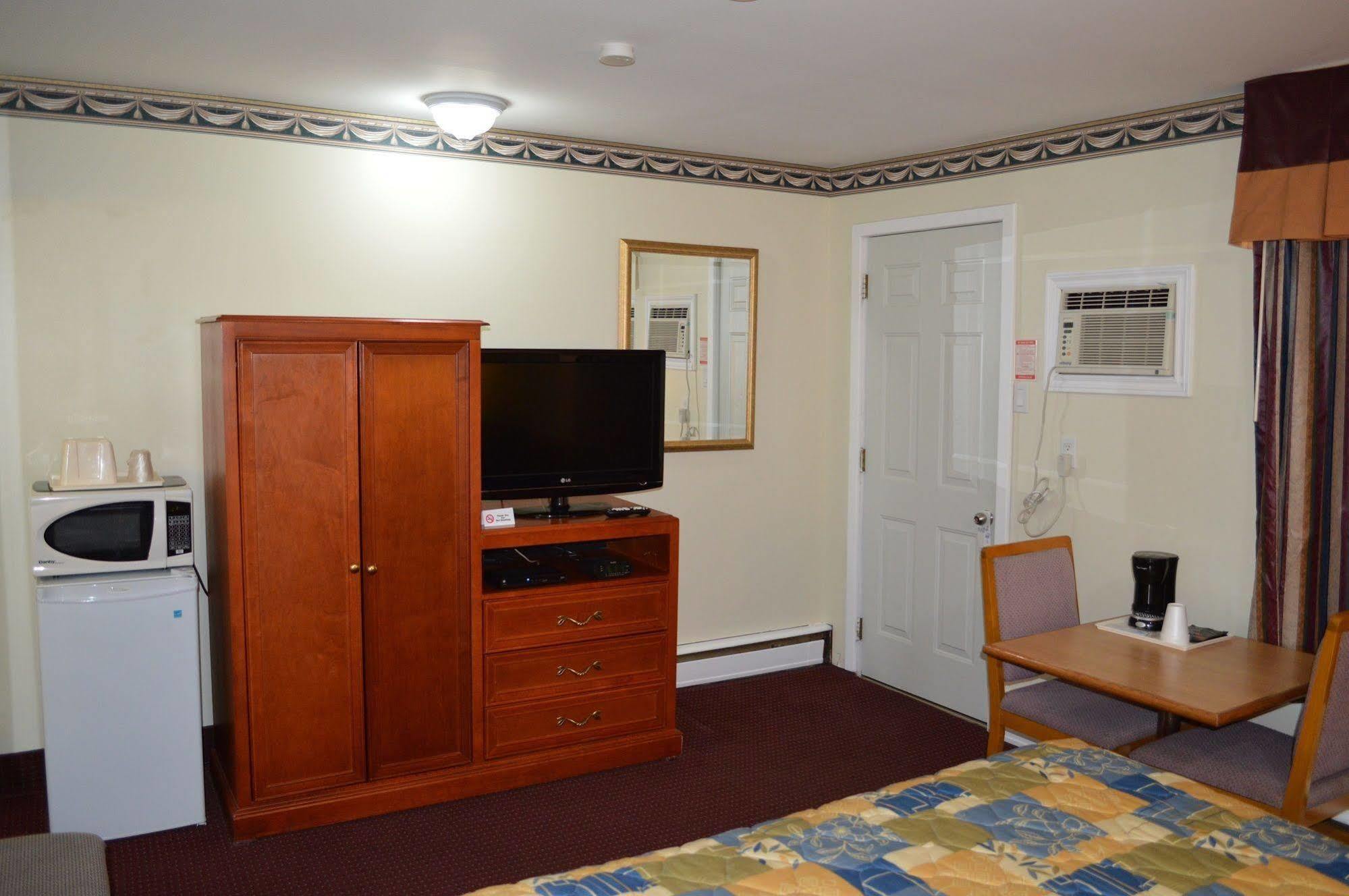 Lincoln Motel Sturgeon Falls Luaran gambar