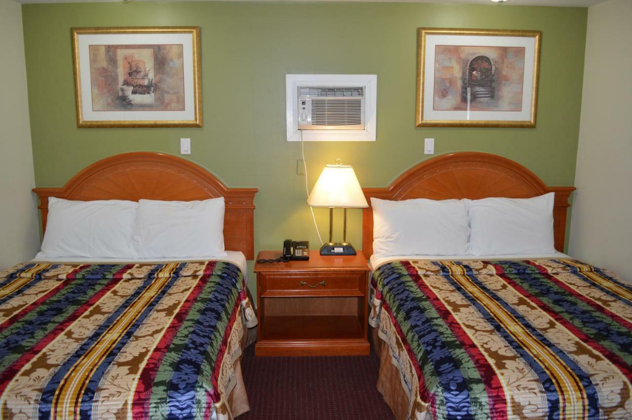 Lincoln Motel Sturgeon Falls Luaran gambar