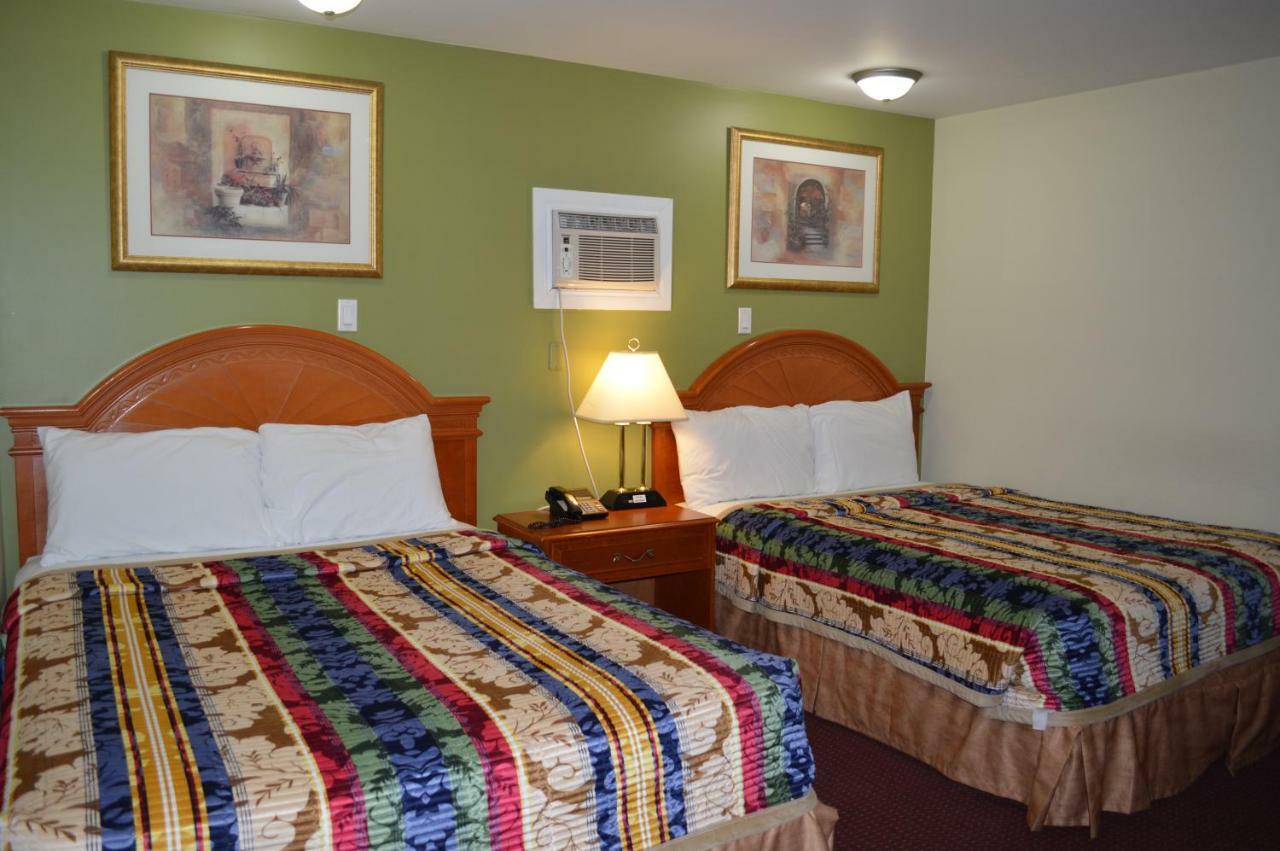 Lincoln Motel Sturgeon Falls Luaran gambar